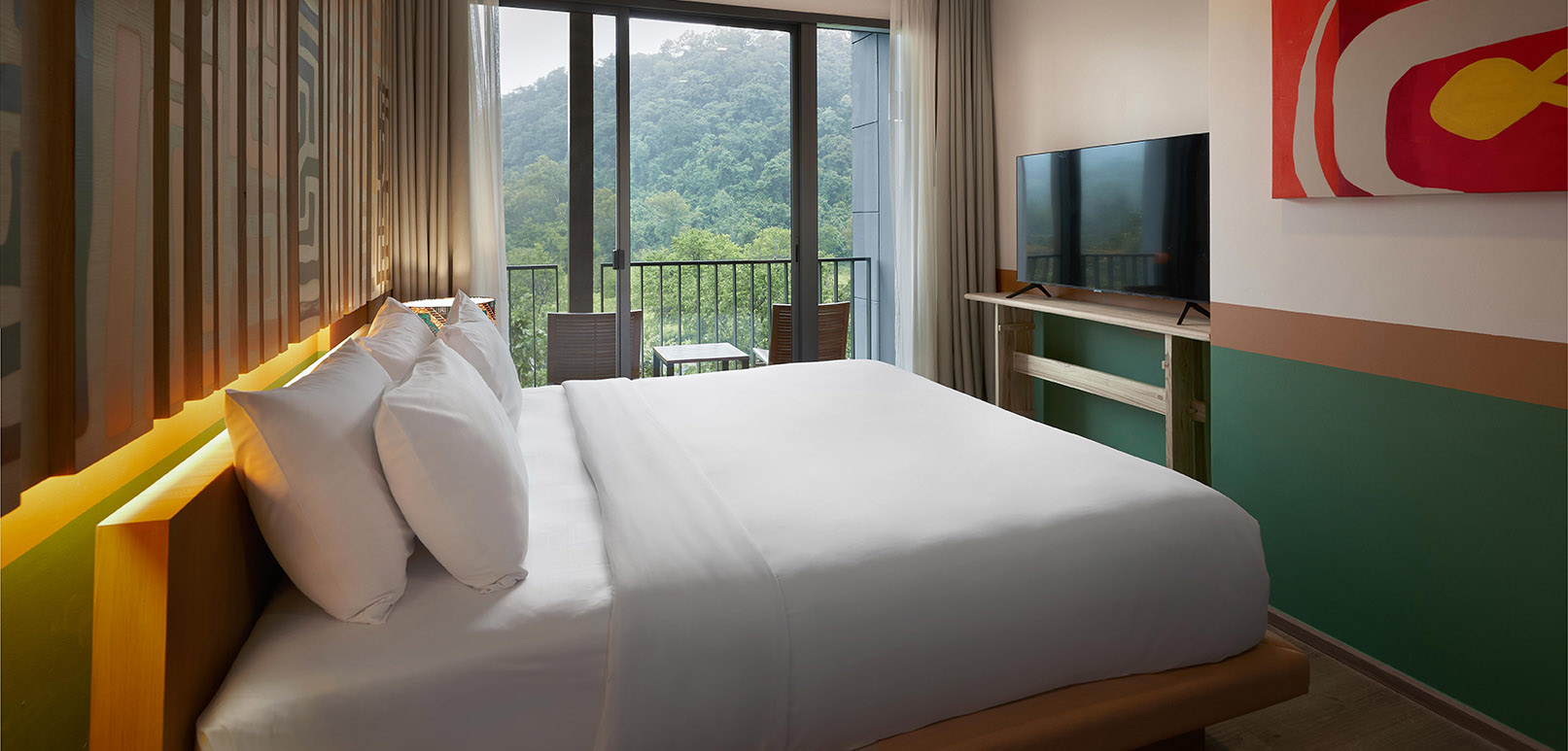 Deluxe mountain view