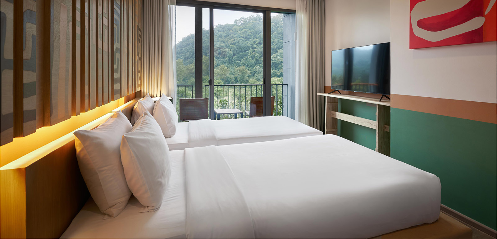 Deluxe mountain view