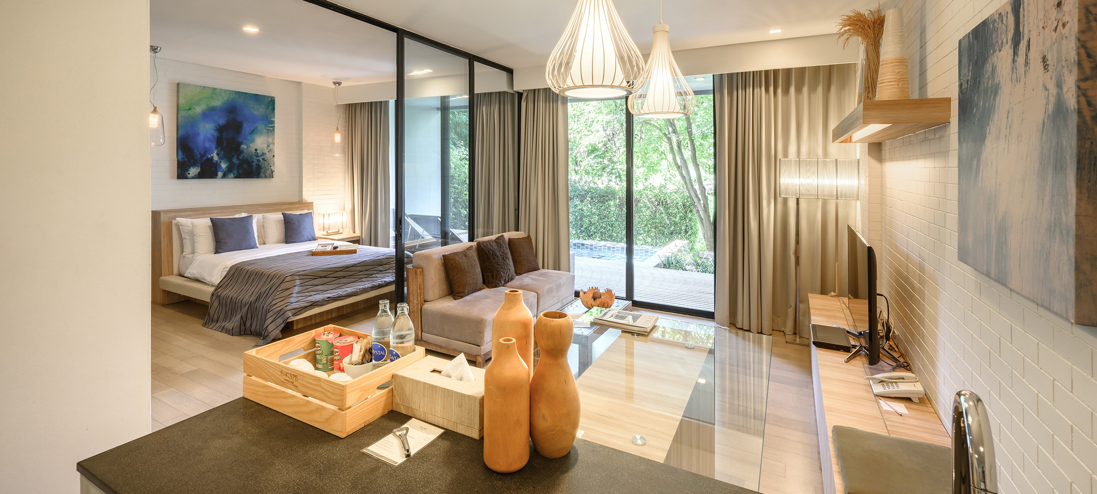 One bedroom suite with plunge pool